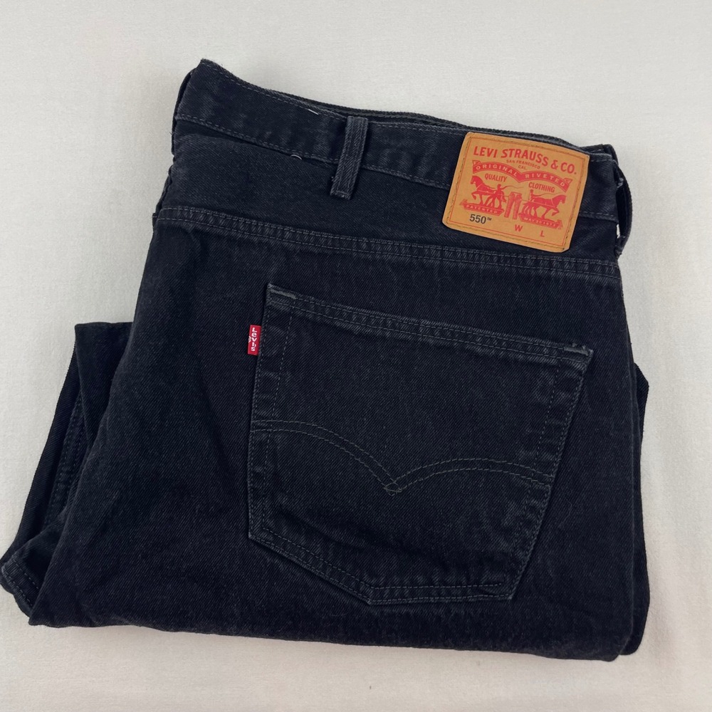 Levis 550 Relaxed Fit Black Denim Jeans Mens W48 L30 01550-0260